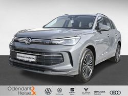 Polsterfarbe: grau Gebraucht 2024 VW Tiguan Life SUV | 33.480 € (Fairer Preis)