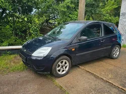 Blau Gebraucht 2005 Ford Fiesta Kleinwagen | 850 € (Guter Preis)