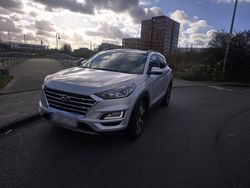 Grau Gebraucht 2019 Hyundai Tucson SUV | 20.999 € (Fairer Preis)