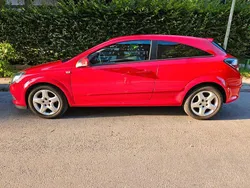 Rot Gebraucht 2007 Opel Astra GTC Limousine | 3.500 € (Etwas zu teuer)