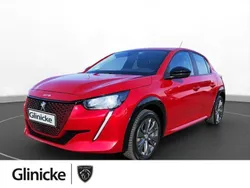 Rot Gebraucht 2022 Peugeot e-208 Active Kleinwagen | 16.490 € (Fairer Preis)