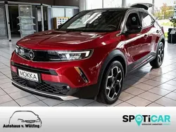 Kosmosrot/karbonschwarz Gebraucht 2023 Opel Mokka Ultimate SUV | 21.850 € (Fairer Preis)