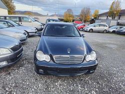 Blau Gebraucht 2004 Mercedes C180 Limousine | 2.500 € (Fairer Preis)