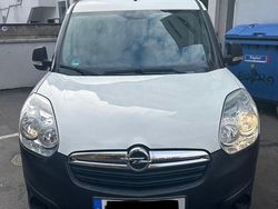 Weiß Gebraucht 2017 Opel Combo Van | 6.300 € (Fairer Preis)