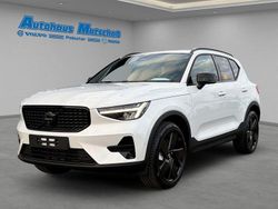 Weiss Gebraucht 2025 Volvo XC40 Plus SUV | 41.950 € (Teuer)