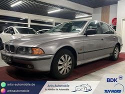 Silber Gebraucht 1999 BMW 520 Sport Line Limousine | 1.290 €