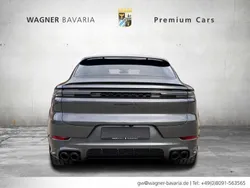 Grau Gebraucht 2023 Porsche Cayenne Turbo SUV | 118.900 €