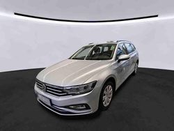 Gelb Gebraucht 2022 VW Passat Business Kombi | 18.990 € (Guter Preis)