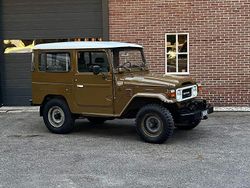 Braun Gebraucht 1983 Toyota Land Cruiser SUV | 23.950 €