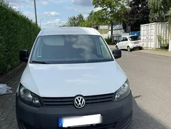 Weiß Gebraucht 2015 VW Caddy Maxi Van / Kleinbus | 5.500 €