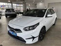 Weiã Neu 2024 Kia Ceed Limousine | 20.490 € (Superpreis)