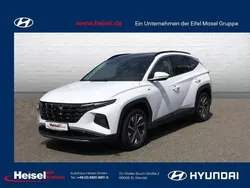 Weiß Gebraucht 2022 Hyundai Tucson Trend SUV | 30.860 € (Fairer Preis)