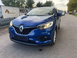 Blau Gebraucht 2020 Renault Kadjar Business SUV | 17.700 € (Fairer Preis)