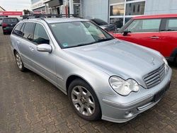 Iridiumsilber Gebraucht 2006 Mercedes C220 Kombi | 2.950 € (Etwas zu teuer)