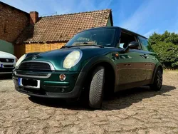 Grün Gebraucht 2002 Mini Cooper Kleinwagen | 900 € (Fairer Preis)