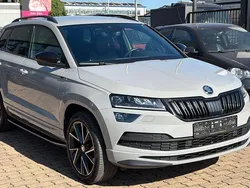 Grau Gebraucht 2021 Skoda Karoq SportLine SUV | 24.490 € (Fairer Preis)