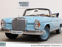 Horizontblau Gebraucht 1966 Mercedes 250 SE Cabrio | 139.400 €
