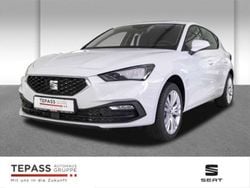 Weiss Neu 2025 Seat Leon Style Limousine | 25.220 € (Guter Preis)