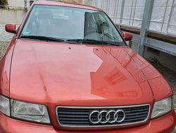 Rot Gebraucht 1996 Audi A4 Limousine | 1.500 €