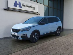 Schneeweiß Gebraucht 2020 Peugeot 5008 Allure Van / Kleinbus | 19.450 € (Guter Preis)