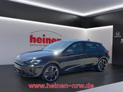 Schwarz Neu 2025 Cupra Leon VZ Limousine | 40.980 € (Guter Preis)