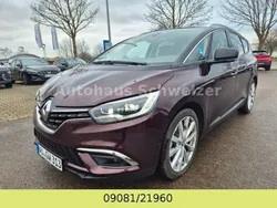 Rot Gebraucht 2023 Renault Scénic IV Techno Van / Kleinbus | 29.490 €