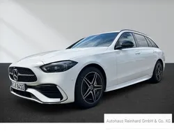 Weiß Gebraucht 2024 Mercedes C220 AMG Kombi | 54.900 €