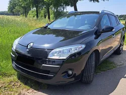 Schwarz Gebraucht 2011 Renault Mégane GrandTour Bose Edition Kombi | 5.490 € (Fairer Preis)