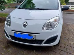 Weiß Gebraucht 2009 Renault Twingo Authentique Kleinwagen | 2.999 € (Fairer Preis)