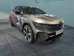Grau Neu 2024 Renault Mégane Techno Limousine | 38.640 €