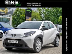 Weiß Gebraucht 2024 Toyota Aygo Comfort Kleinwagen | 16.990 € (Fairer Preis)