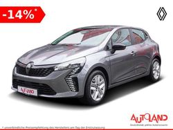 Grau Gebraucht 2024 Renault Clio V Kleinwagen | 19.890 € (Fairer Preis)