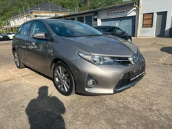 Avantgarde bronze me Gebraucht 2013 Toyota Auris Hybrid Edition Limousine | 9.890 € (Fairer Preis)