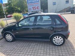 Schwarz Gebraucht 2004 Opel Corsa Limousine | 2.700 € (Etwas zu teuer)