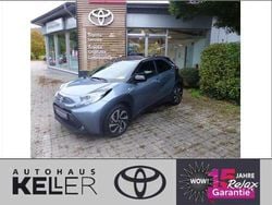 Celestite grey metallic/ dach Gebraucht 2024 Toyota Aygo X Basis SUV | 17.480 € (Etwas zu teuer)