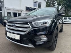 Schwarz Gebraucht 2017 Ford Kuga Cool & Connect SUV | 18.850 € (Fairer Preis)
