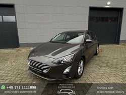 Grau Gebraucht 2022 Ford Focus Cool & Connect Limousine | 16.990 € (Superpreis)