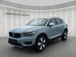 Blau Gebraucht 2018 Volvo XC40 Momentum SUV | 24.990 € (Fairer Preis)