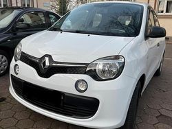 Weiß Gebraucht 2016 Renault Twingo Cosmic Kleinwagen | 5.850 € (Guter Preis)