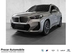 Spacesilber metallic Neu 2025 BMW iX1 M Sport SUV | 56.499 € (Fairer Preis)