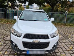 Weiß Gebraucht 2014 Chevrolet Captiva SUV | 10.300 € (Etwas zu teuer)