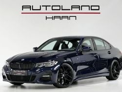 Tansanitblau ii metallic Gebraucht 2019 BMW 330 M Sport Limousine | 33.950 € (Superpreis)