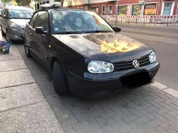 Schwarz Gebraucht 2000 VW Golf Cabriolet Classicline Cabrio | 1.500 € (Superpreis)