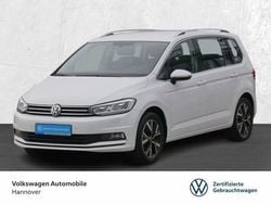 Weiß Gebraucht 2020 VW Touran Highline Van / Kleinbus | 27.280 € (Fairer Preis)