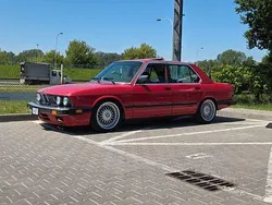 Rot Gebraucht 1987 BMW 535 Sport Line Limousine | 16.900 €