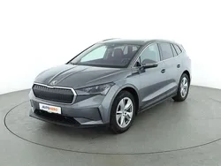 Grau Gebraucht 2022 Skoda Enyaq iV Suite SUV | 37.590 € (Fairer Preis)