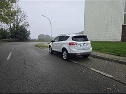 Weiß Gebraucht 2011 Ford Kuga SUV | 7.499 € (Fairer Preis)