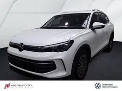 Weiß Gebraucht 2024 VW Tiguan Life SUV | 34.430 € (Fairer Preis)