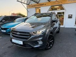 Grau Gebraucht 2018 Ford Kuga ST-Line SUV | 14.999 € (Fairer Preis)