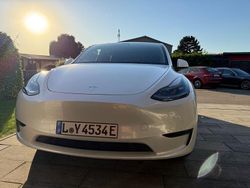 Weiß Gebraucht 2022 Tesla Model Y Performance SUV | 42.999 € (Teuer)